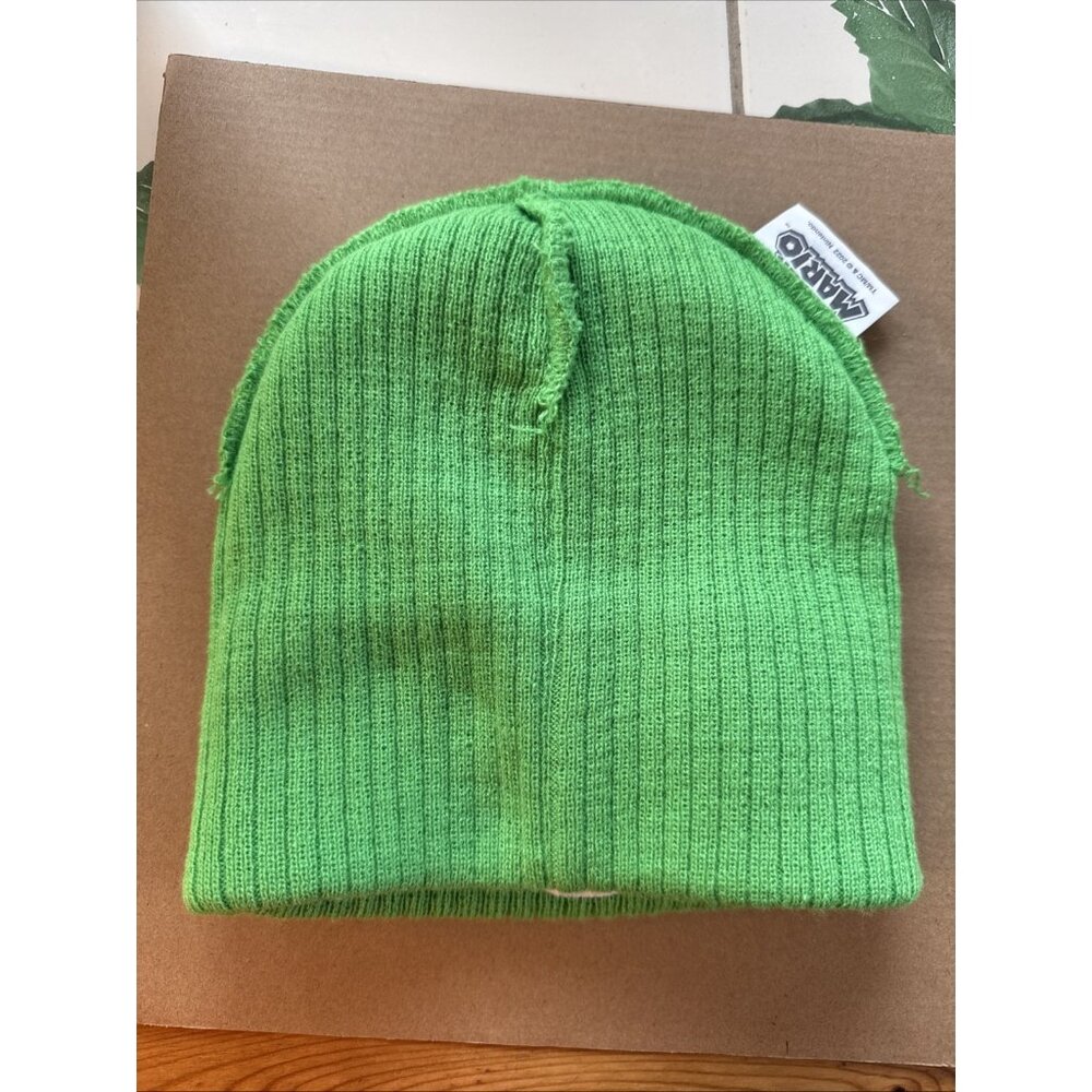 Super Mario Bros Luigi Beanie Hat OS 14+ Unisex Green - Picture 5 of 7